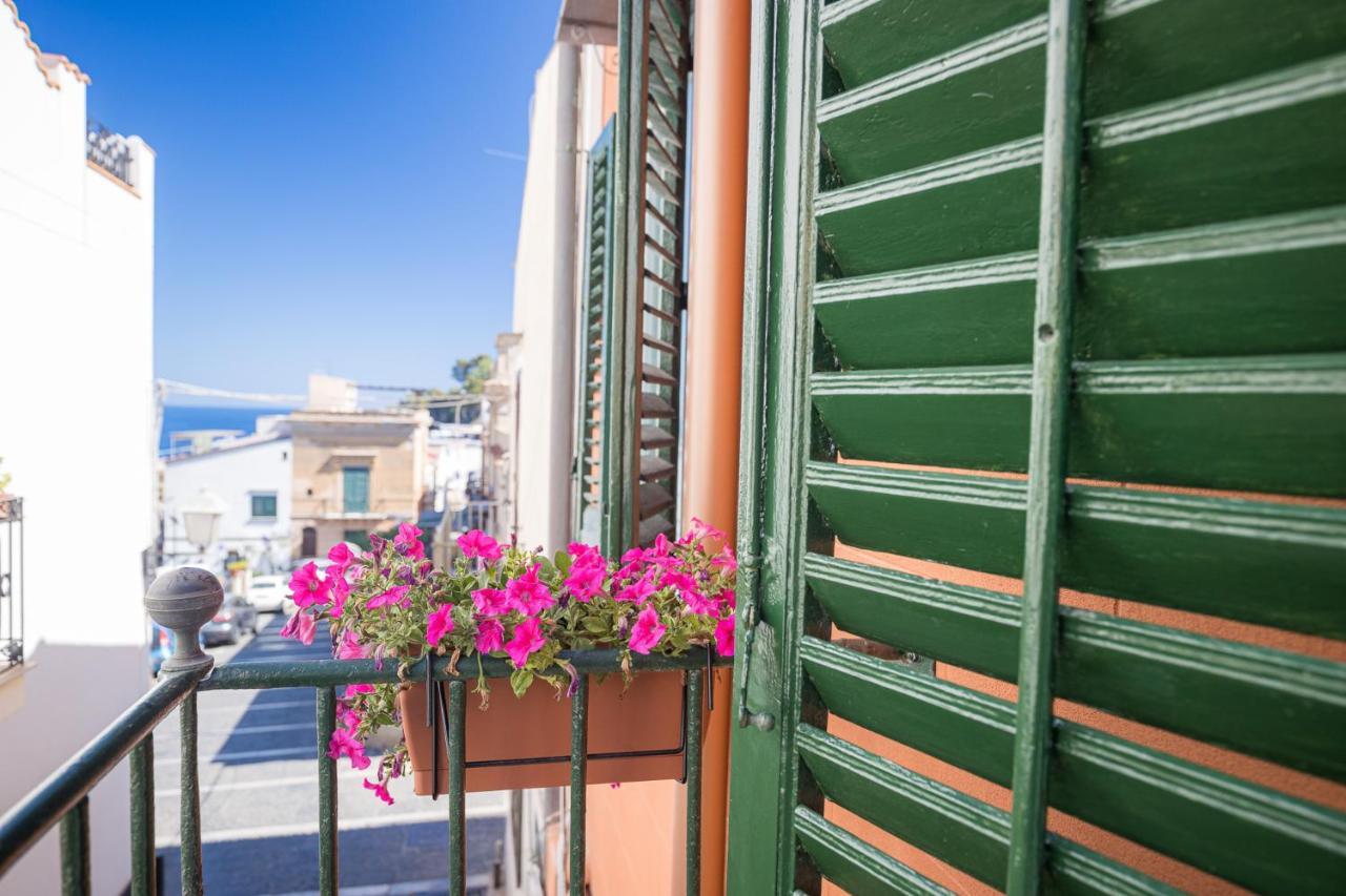 Villa Casa Clelia Piazza Isola di Ustica Exterior foto